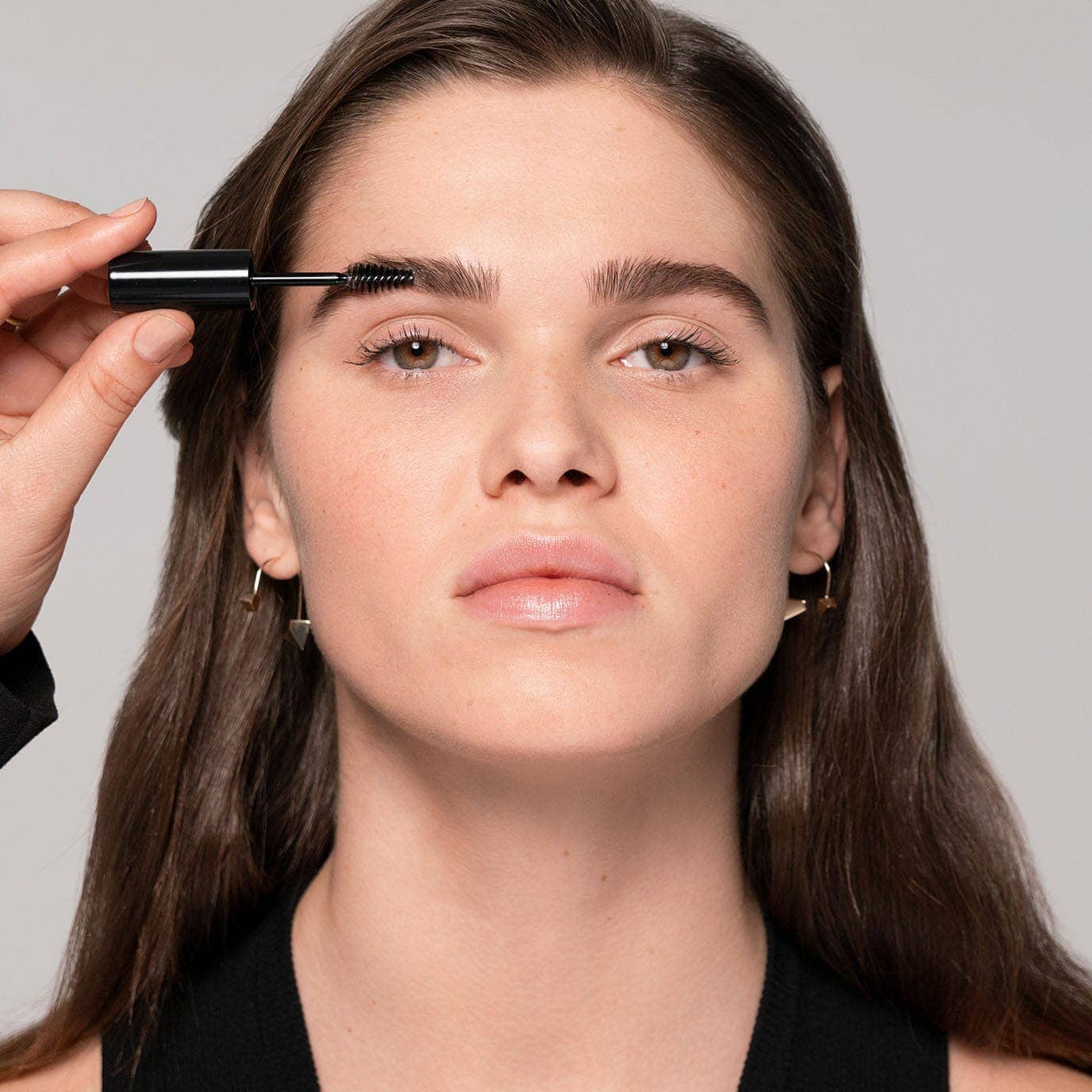 Full & Feathered Brows Bobbi Brown
