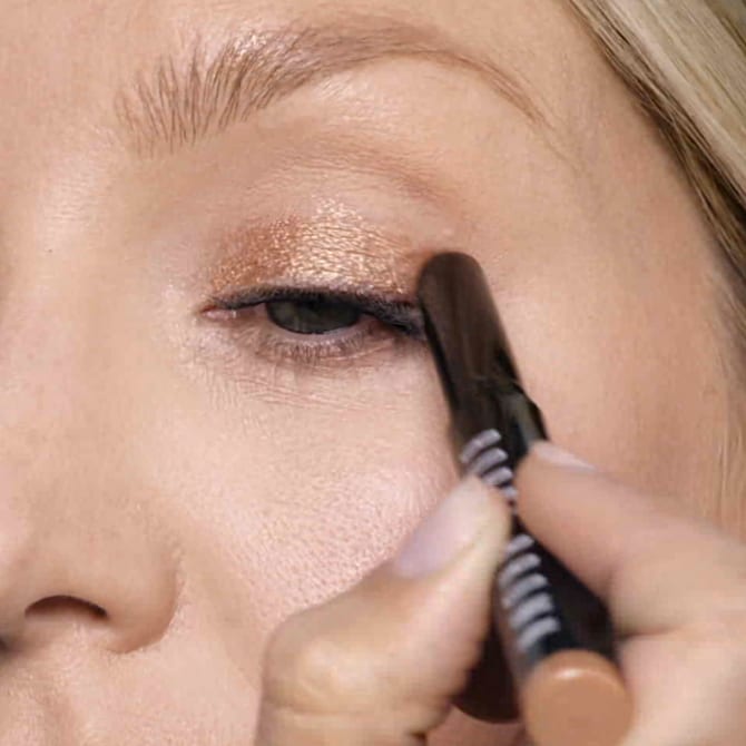 how to enhance your eye color bobbi brown cosmetics