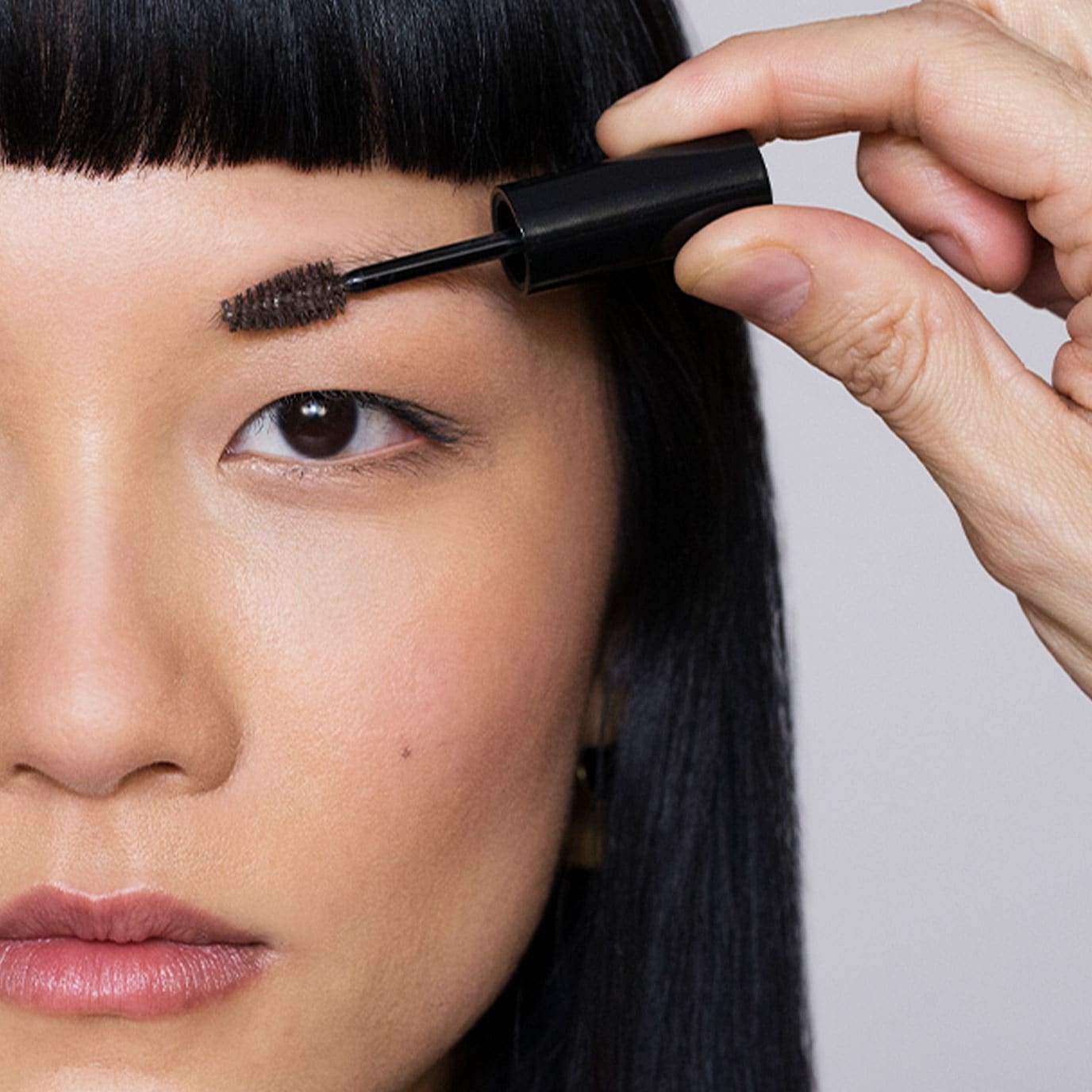How To Fill Sparse Brows Bobbi Brown