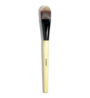 Expertly Angled Foundation Brush